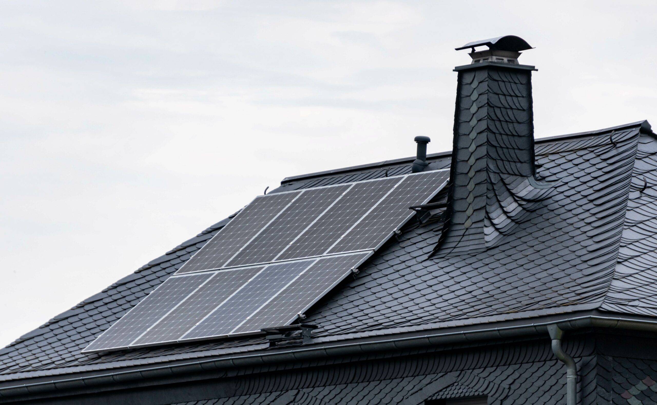 Photovoltaik Tuebingen_solaranlage_auf_dem_dach.